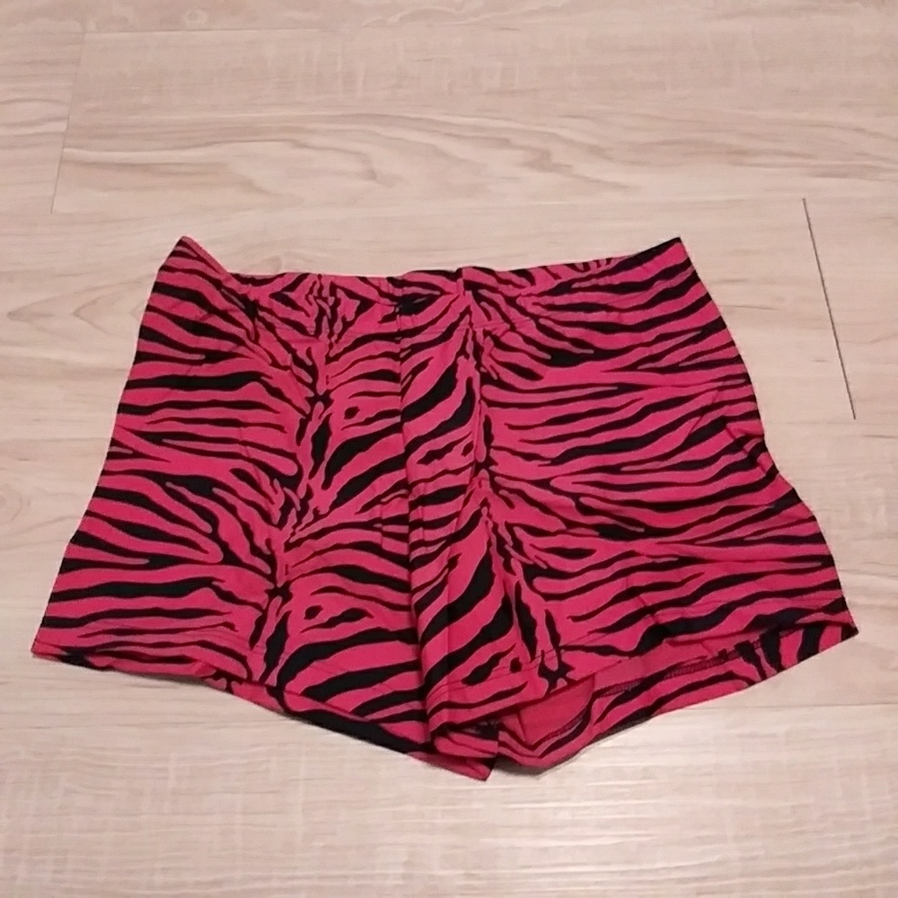 Gia Mia Active Tiger King inspired shorts 🐅